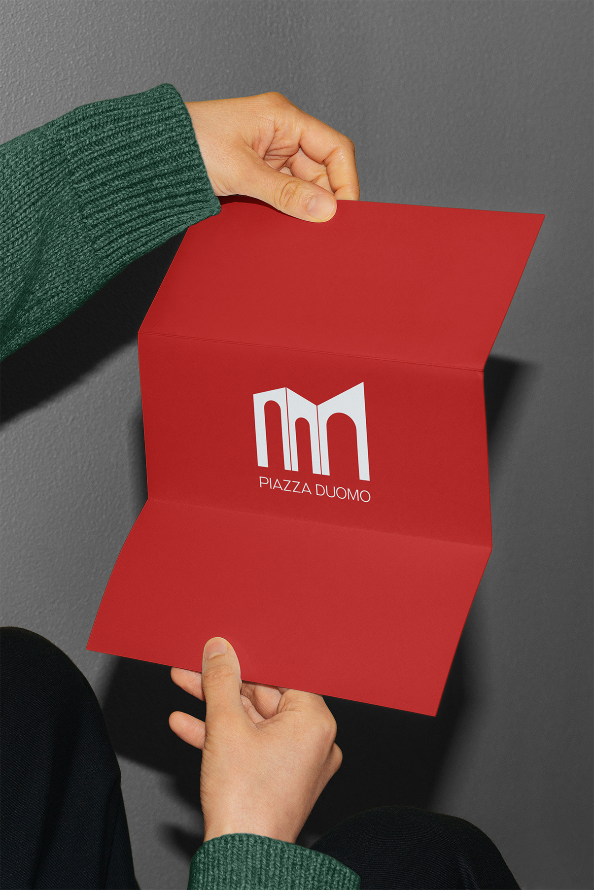 Mockup Paper Duomo Cut