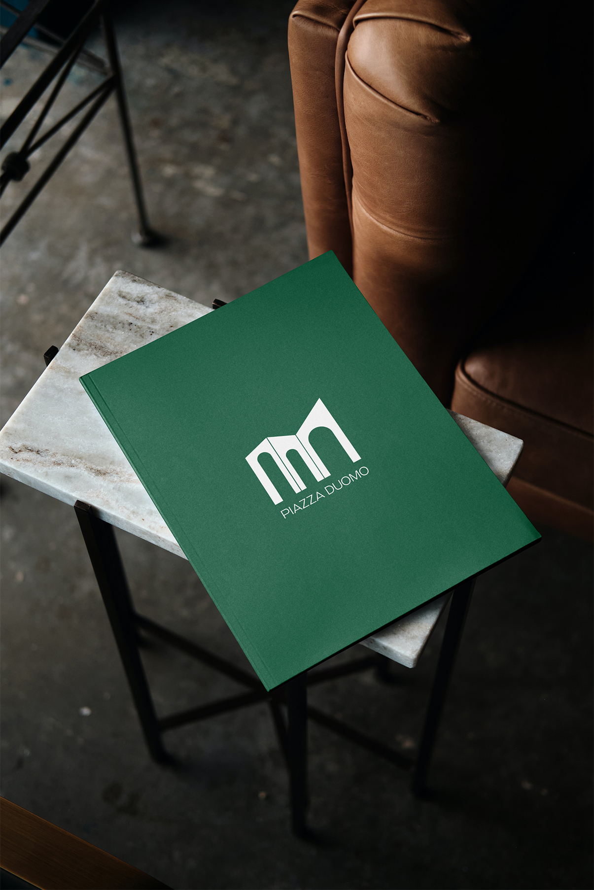 Mockup Rivista Duomo Cut